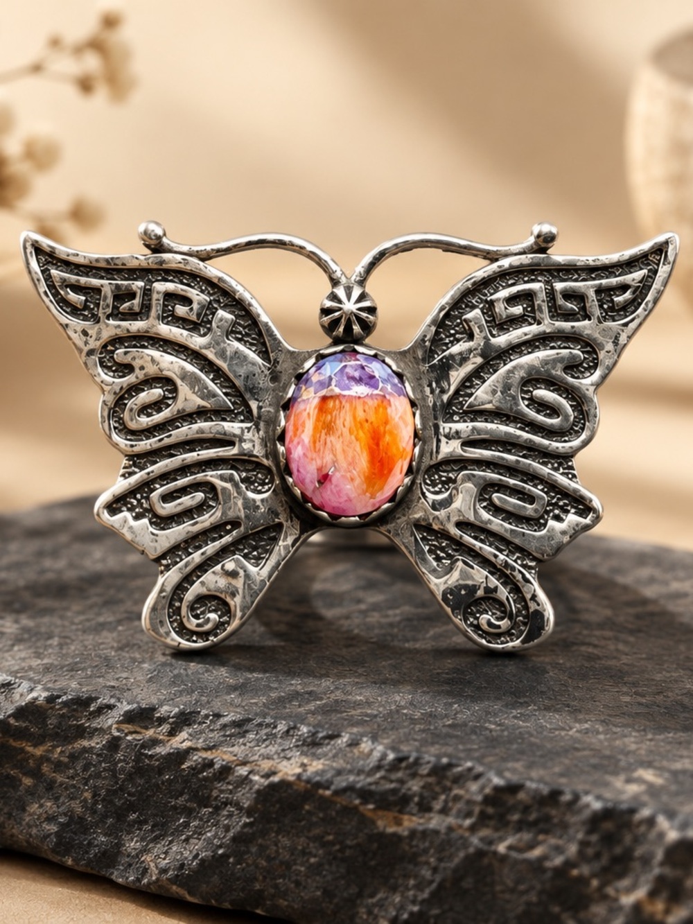 Size 8 Vintage Spiney oyster 925 sterling silver Butterfly Statement Ring